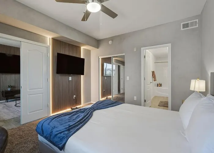 Ascent 2010 Cozy 2br I 2ba Retreat - Pool - Gym - Free Parking * Scottsdale